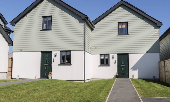 Brynteg Cottage | Cabin ∙ 2 bedrooms ∙ 4 guests