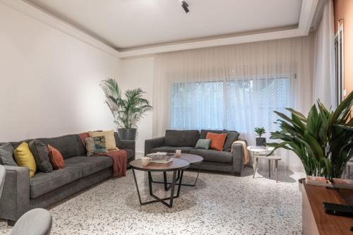 Gemmayzeh Apartment | Gemayze Haven 2 Bedroom Apartment