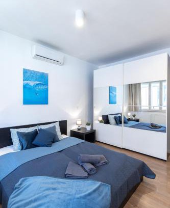 Erzsebetvaros Apartment | Gems of Budapest - Sapphire Suite