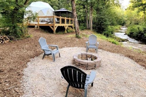 Purlear Other | Geodome Nature Escape, Creekside, WIFI & Hot Shower