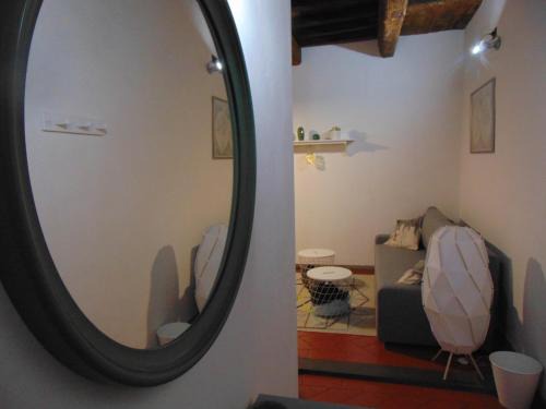 Sant' Ambrogio Apartment | Gessi Charming Apartments
