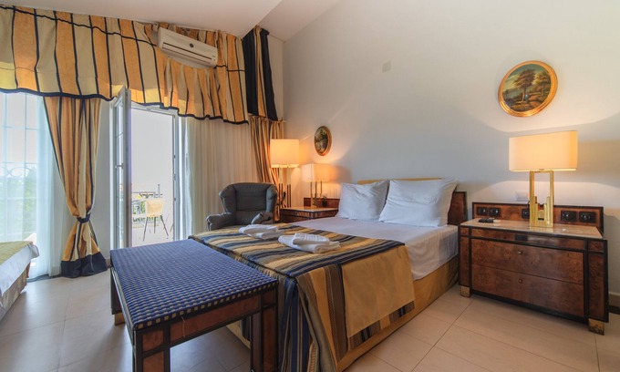 Kaluđerac House | GH Leonardo - Double Room with Balcony