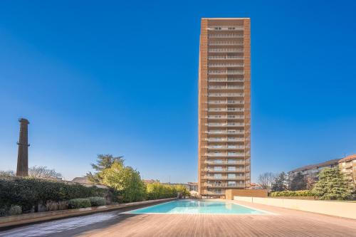 Dergano Apartment | Giax Tower Luxury Oasis