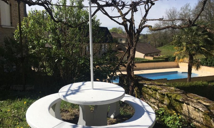 Sarlat-la-Caneda Apartment | Gite à Sarlat avec piscine