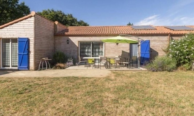 Chaumes-en-Retz Cottage | Gite Arthon-en-Retz, 3 bedrooms, 6 persons