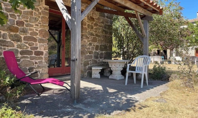 Avene Cottage | Gite Daim, Gite en Pleine Nature