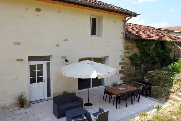 Dommartin-le-Franc House | Gite Dommartin-le-Franc, 3 bedrooms, 6 persons