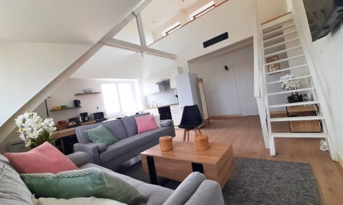 Plouguiel Apartment | Gite du Belvédère - Appartement 150m2 , Spatieux, Chic et Calme - Mer à Pied
