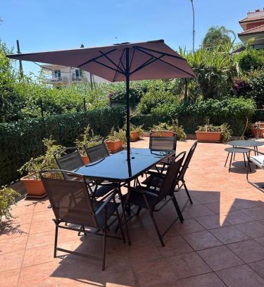 Aci Trezza Apartment | Glemmyseahouse