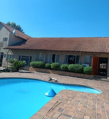 Greater Johannesburg Metropolitan Area Bed & Breakfast | Glen Rest Country Lodge