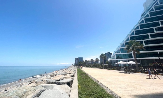 New Boulevard Apartment | GLOBALSTAY Batumi View Apartments. Beach