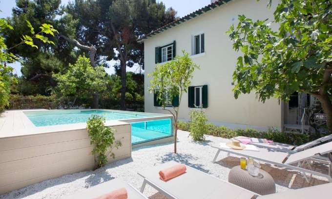 Glyfada Villa | Glyfada Villa 6BR 16ppl Private Pool 300m to Beach