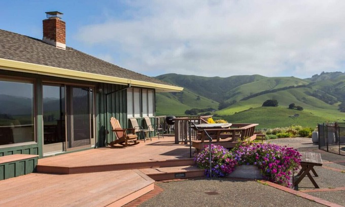 Nicasio House | Gma's Ranch House | Nostalgic Charm, Surreal Views