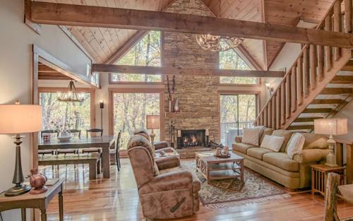 Big Canoe House | Gnome Mountain - Read Fireside Mix Drinks at the Wet Bar Play Community Golf