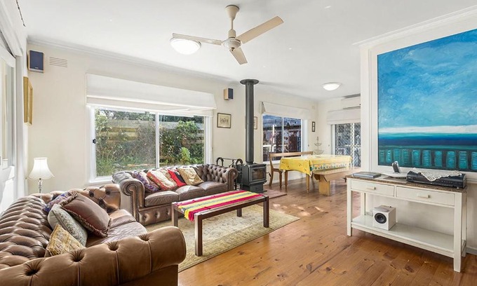 Point Lonsdale House | Golden Bouy