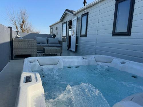 Chapel Saint Leonards Other | Golden Palm Resort - Sequoia Palm - Coastal Caravan Breaks