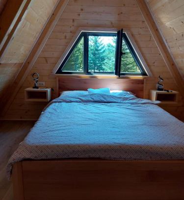 Zabljak Ski Chalet | Golden view 2