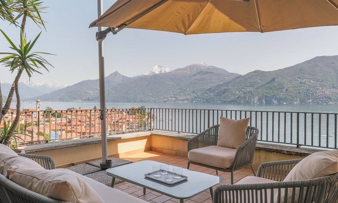 Menaggio Apartment | Golden View