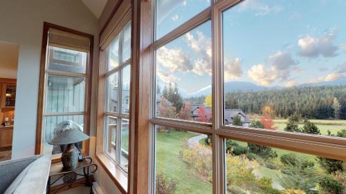 Blackcomb House | Golf Course & Mountain Views by Harmony Whistler