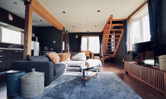 Niseko House | Goodfellas Onsen House