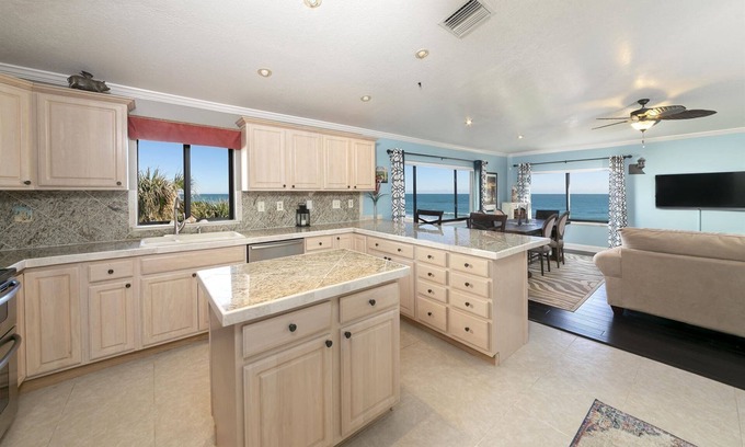 Satellite Beach Villa | Gorgeous Beach Side Villa With Perfect Ocean View
