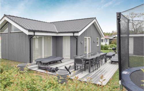 Hvidbjerg Strand House | Gorgeous Home In Børkop With Wifi