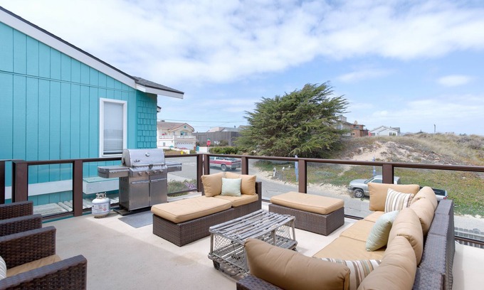 Oceano House | GORGEOUS HOME, STEPS TO THE BEACH WITH OCEAN VIEWS!