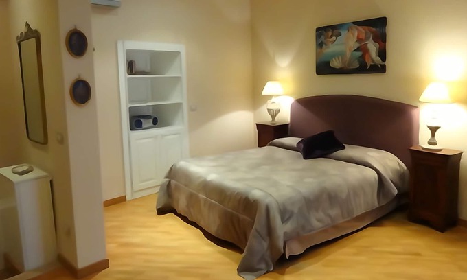 Campitelli Apartment | Gorgeous studio few blocks by the Colisseum