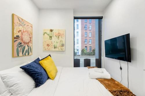 Avondale Apartment | Gorgeous Studio - Heart of Avondale - Netflix WiFi