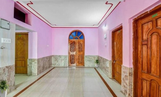 Bhubaneshwar Hotel | Goroomgo Dutta Home Residency