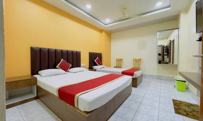 Siliguri Hotel | Goroomgo Mahabir inn Siliguri