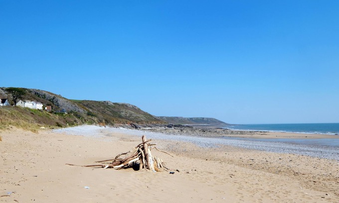Port-Eynon Apartment | Gower Hideaway - 3 Bed - Ocean Breeze
