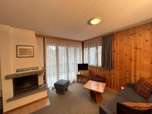 Nendaz Apartment | Gracious apartment in Veysonnaz