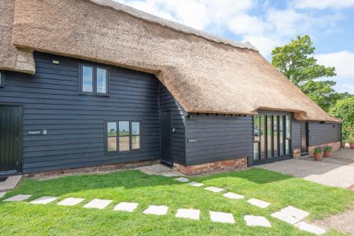 Saxmundham House | Granary Cottage Valley Farm Barns, Snape