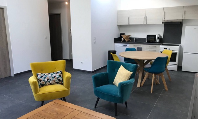 Thyez Apartment | Grand 3 Pièces à Deux pas des Lacs de Thyez