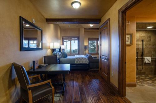 Empire Pass Apartment | Grand Lodge - Studio #205 - Ski-in ski-out Hotel Room
