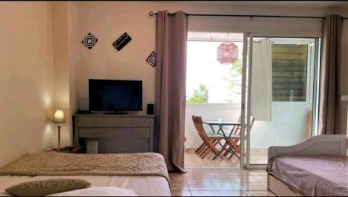 Carosse Apartment | Grand studio lumineux à Saint-Gilles-les-Bains