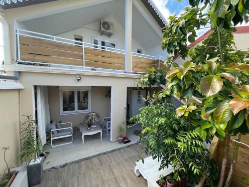 Saint-Denis Apartment | Grand studio charmant, tout équipé…