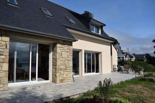 Trebeurden Villa | Grande Maison VUE SUR MER 9 pers à Trébeurden - Réf 682