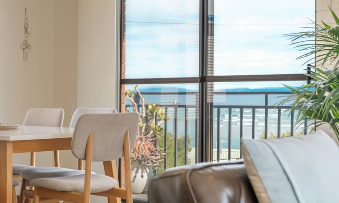 Coles Bay House | Granite Beach