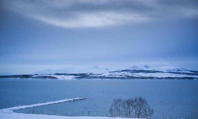 Tromso Apartment | Great apartment with a lovely view of the sea and mountains