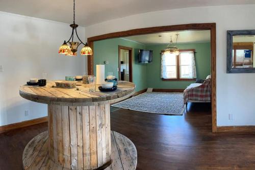 Lakewood Apartment | Green Home 25 min from downtown
