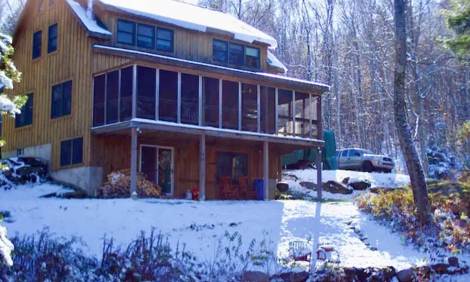 Mount Holly Cabin | Green Mountain Retreat - Enjoy Privacy 20 min from Okemo