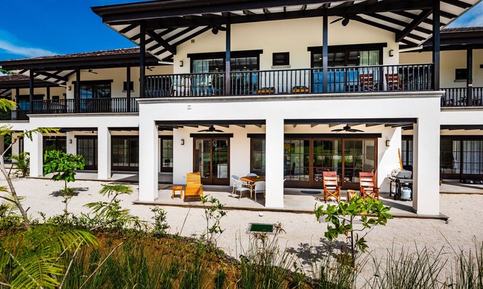 Tamarindo Villa | Green Season Specials-Ocean View 4bd-Walk to Pool & Beach w Beach Club Access