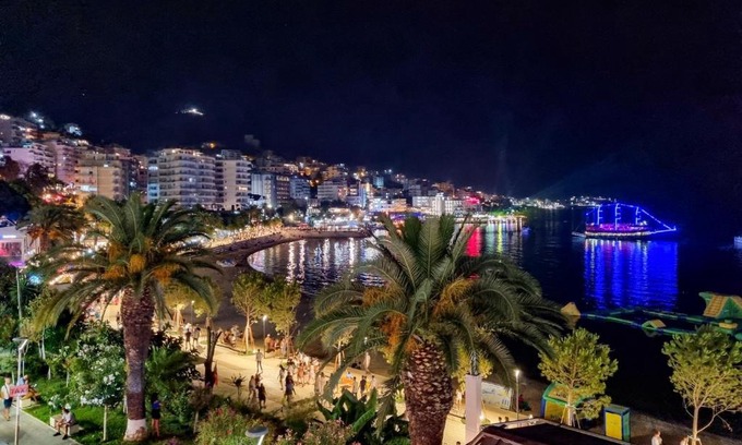 Sarande Apartment | Grey Luxury Apartments Saranda