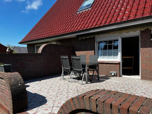 Berumbur Apartment | Große Ferienwohnung In Berumbur Mit Grill, Terrasse Und Garten, In Der Nähe Eines Kiessees