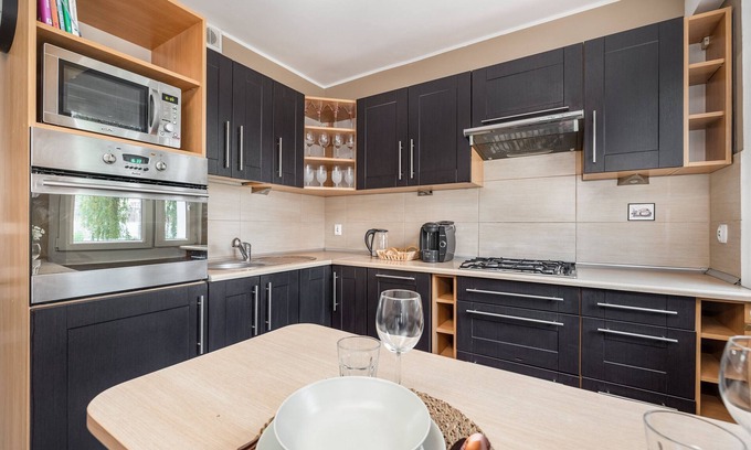Nowe Miasto Apartment | Ground Floor Apartment by Renters