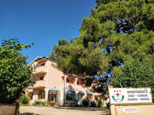 Mugeba House | Guest House Caterina