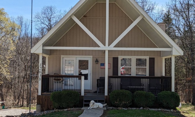 Warsaw House | GUIDED FISHING TRIPS AVAILABLE