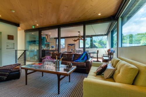 Hirafu Villa | Gustav's Hideaway by H2 Life